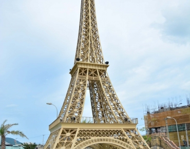 Tháp Eiffel ở Đà Nẵng