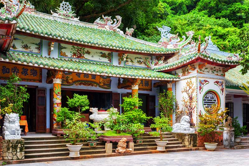 chùa linh ứng ngũ hành sơn 
