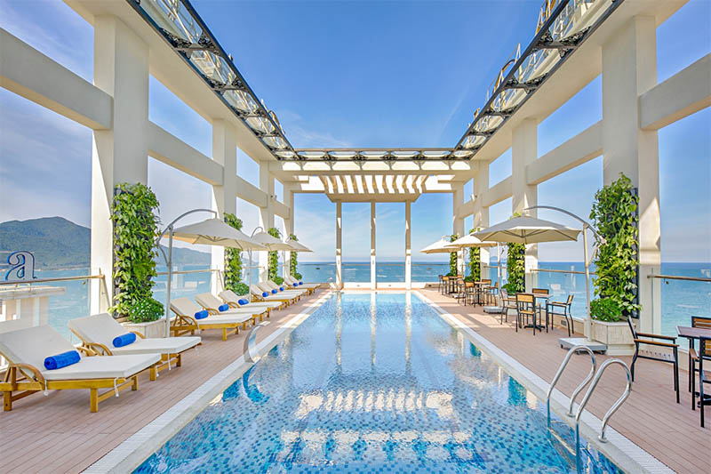 swimming pool paris deli đà nẵng hotel 